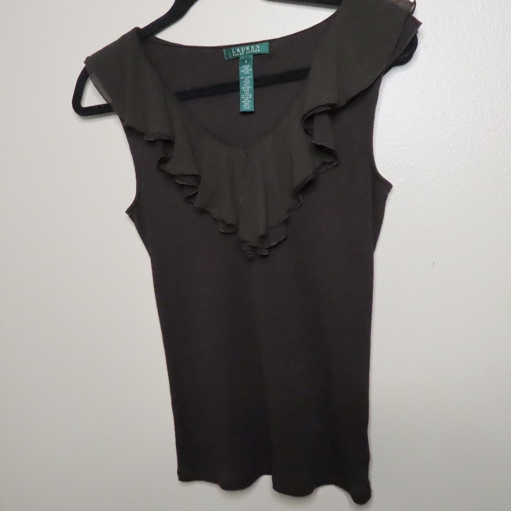 Beautiful Ruffle Top - Picture 3 of 4